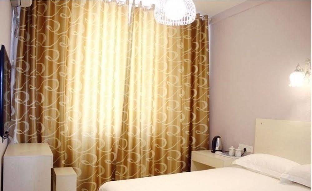 Luoyang Love Me Fashion Hotel Exterior photo